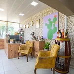 Alojamento de Acomodação e Pequeno-almoço La Cactus Boutique
