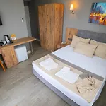La Cactus Boutique Alojamento de Acomodação e Pequeno-almoço 3*