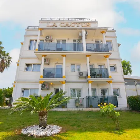 La Cactus Boutique 3*