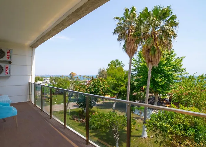 La Cactus Boutique 3*