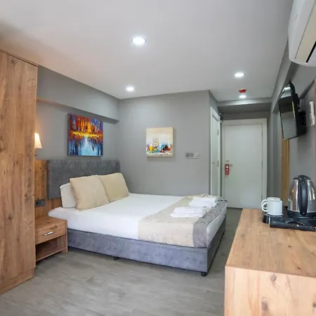 La Cactus Boutique Bed & Breakfast 2*
