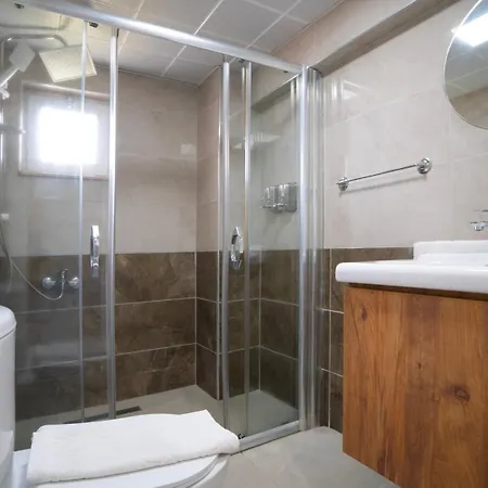 La Cactus Boutique Bed & Breakfast 2*
