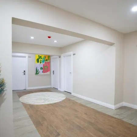 La Cactus Boutique Bed & Breakfast