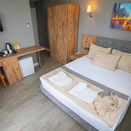 La Cactus Boutique Bed & Breakfast 3*